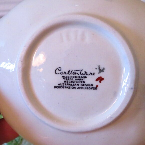 Vintage Carlton Ware Australian Design Green Leaf Dishes with Knife and spoon - Picture 3 of 7